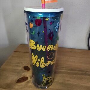 Manuela Guillen Good Vibes Buenas Vibras